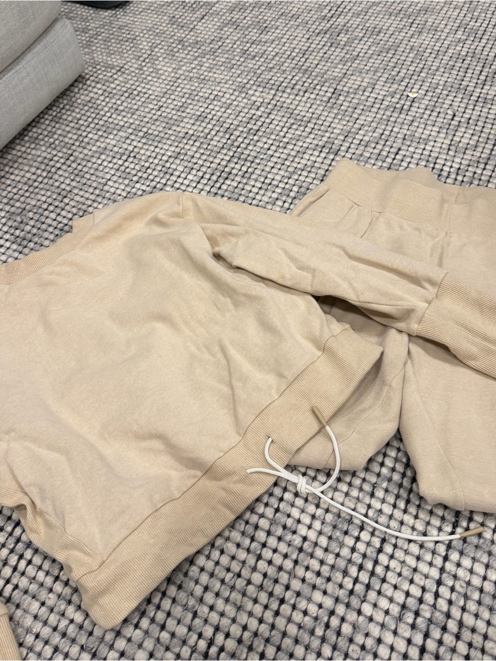 Varley Beigh SET! Sweatshirt & Jogger Set - Picture 4 of 4